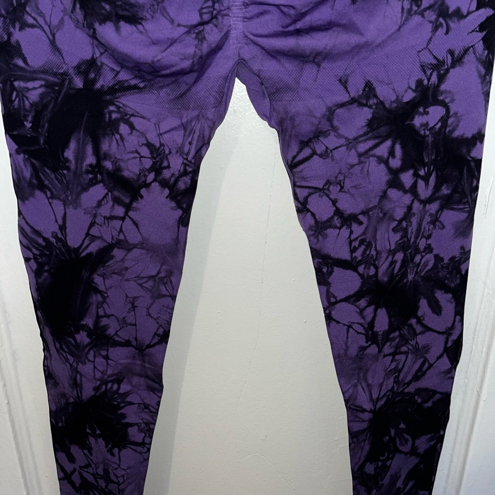 Backside Ruched leggings (2x) in size XL. High waist. *No Pockets*